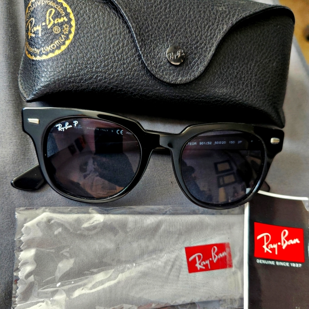 Ray-ban sunglasses